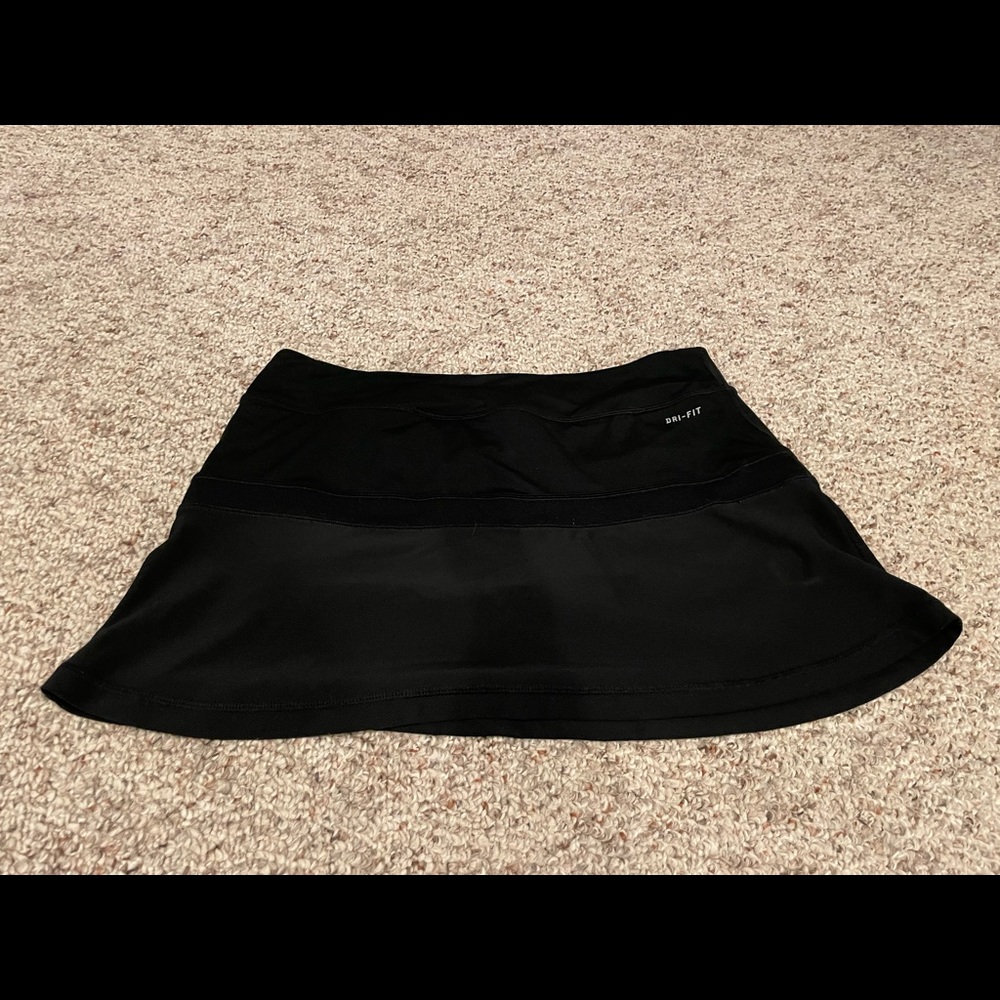 Black XL kids Nike tennis skirt